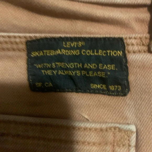 Levi's Men's Straight Jeans in Brown - Picture 14 of 14